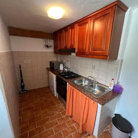 Poli Luce Apartman *