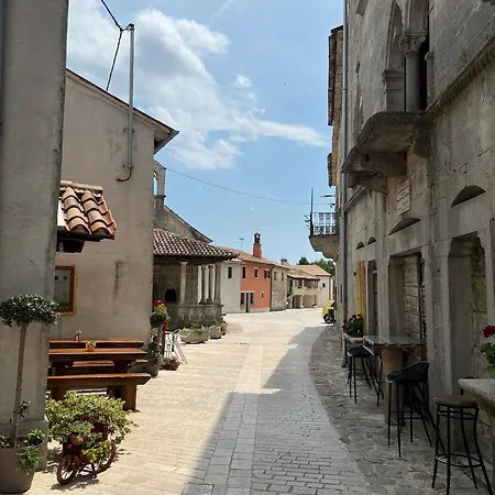 Poli Luce