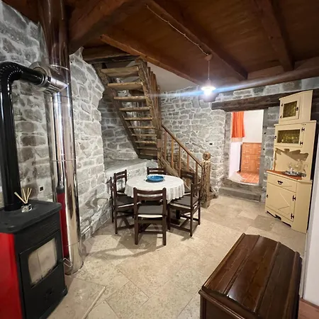 דירה Poli Luce *